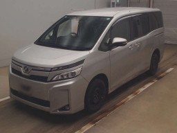 2019 Toyota Voxy