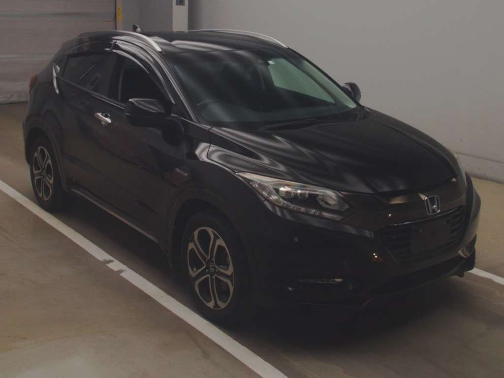 2016 Honda VEZEL RU3[2]