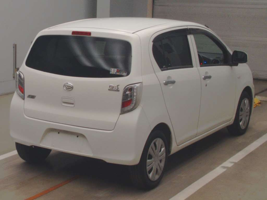 2014 Daihatsu Mira es LA300S[1]