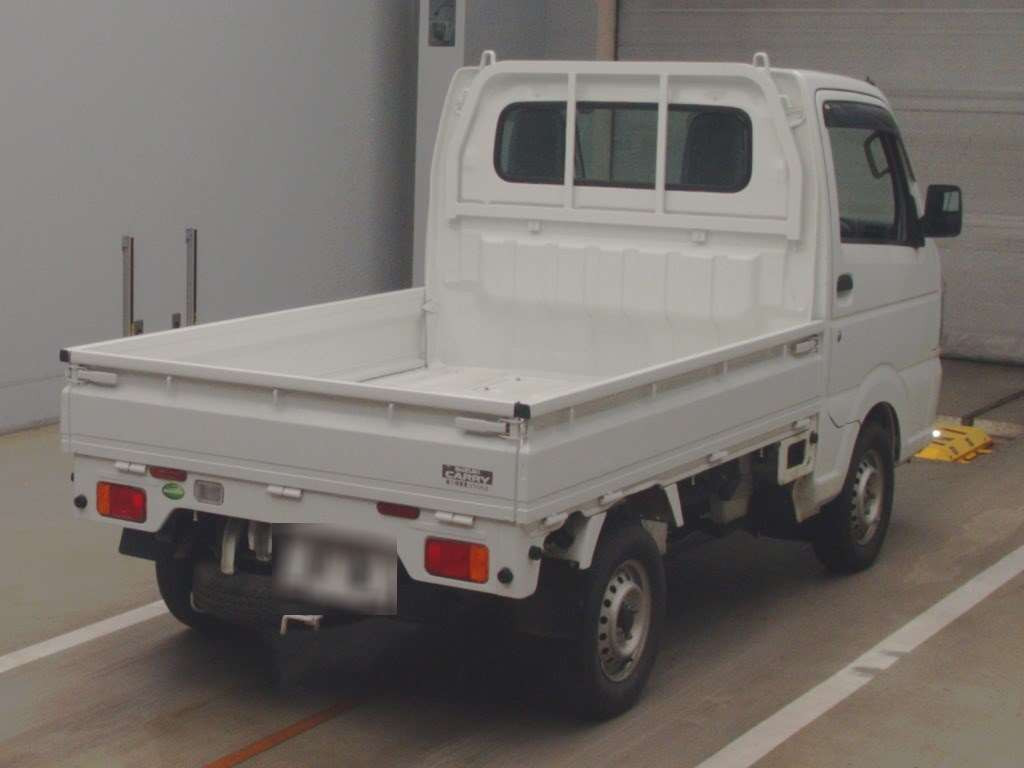 2018 Suzuki Carry Truck DA16T[1]