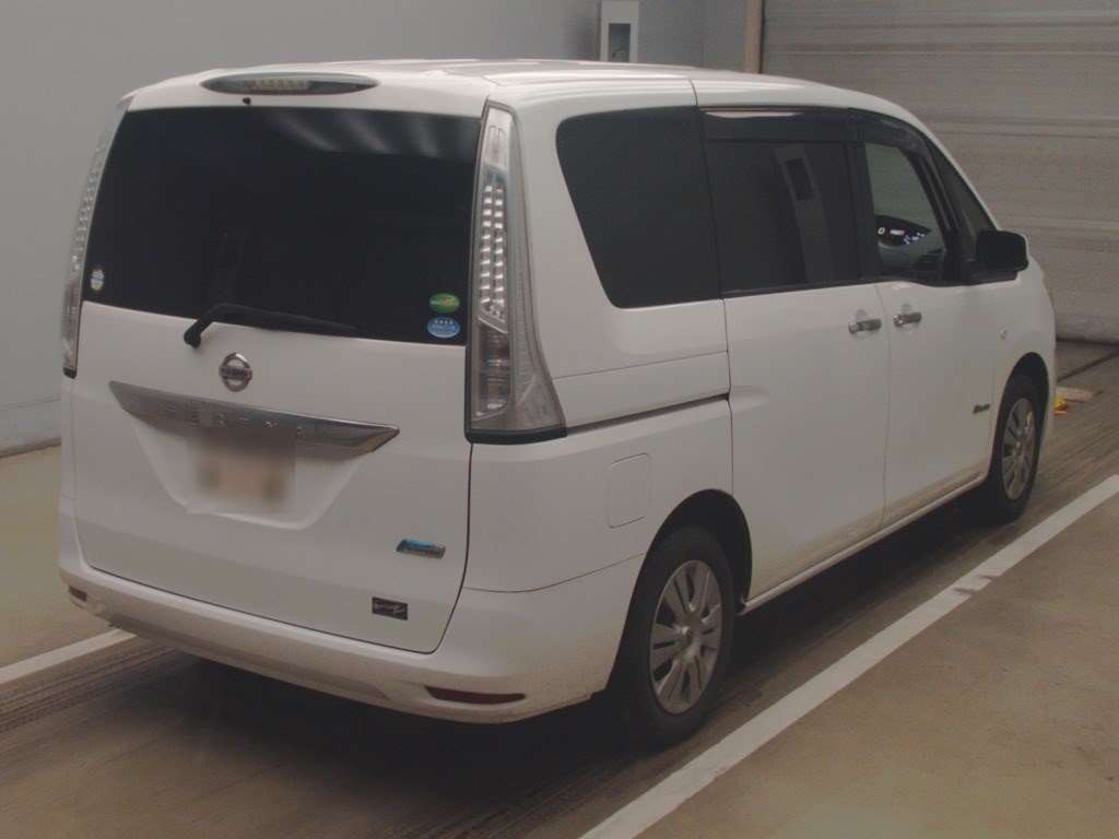 2013 Nissan Serena HC26[1]