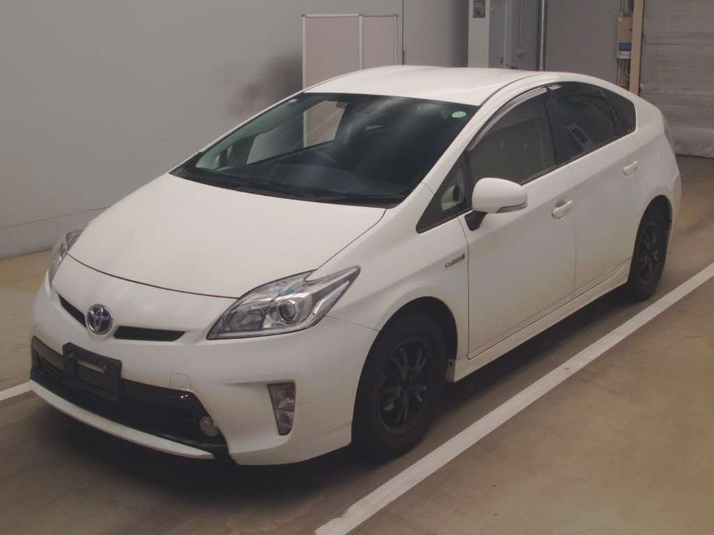 2013 Toyota Prius ZVW30[0]