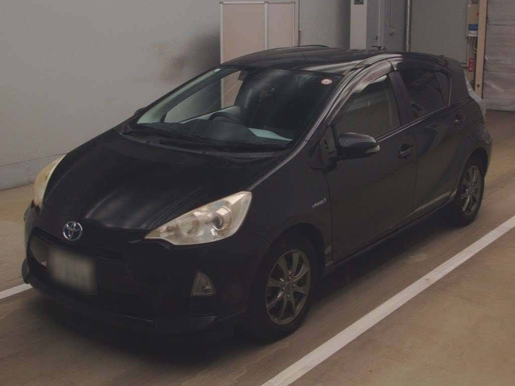 2012 Toyota Aqua NHP10[0]