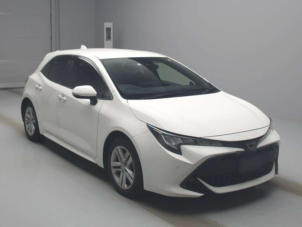 2019 Toyota Corolla Sports NRE210H[2]