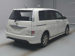 2014 Toyota Isis