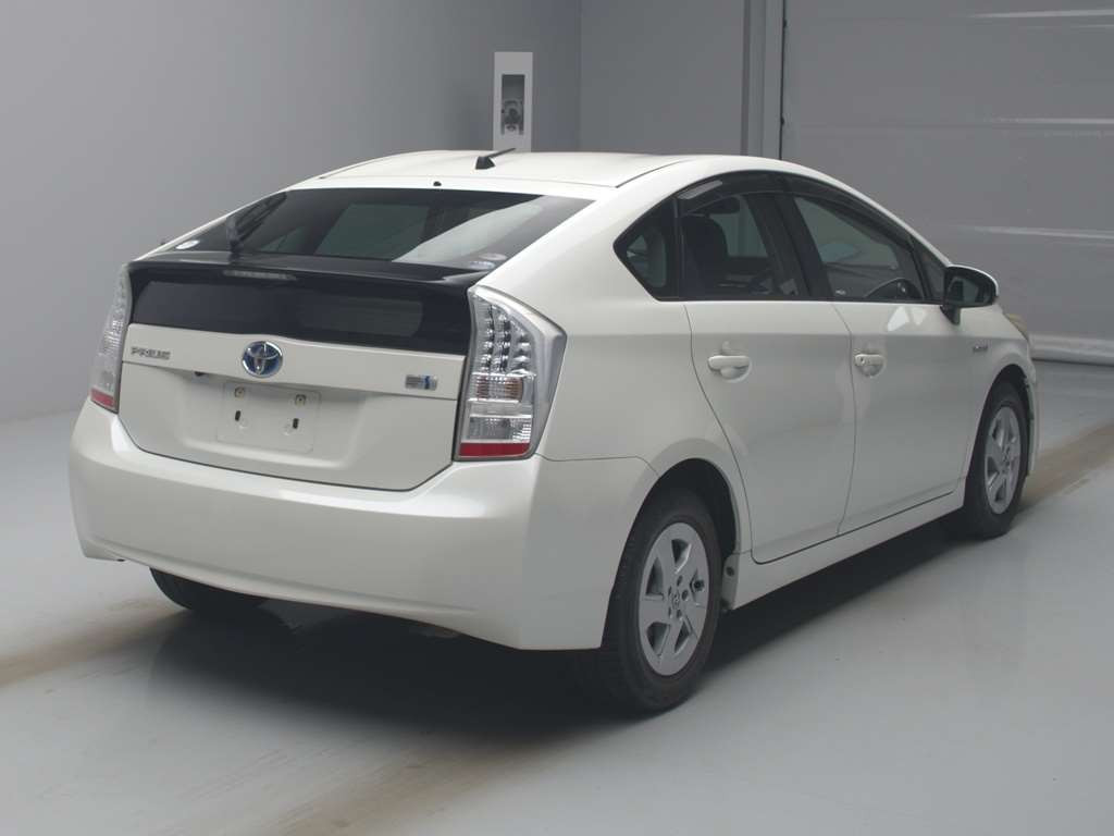 2011 Toyota Prius ZVW30[1]