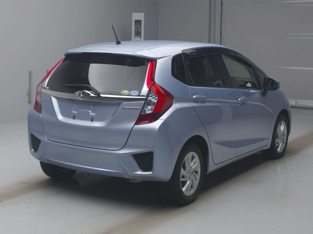 2016 Honda Fit Hybrid GP5[1]