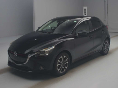 2016 Mazda Demio