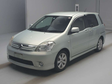 2009 Toyota Raum