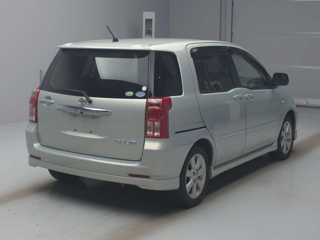 2009 Toyota Raum NCZ20[1]