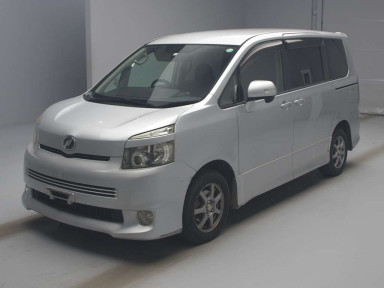 2008 Toyota Voxy