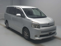 2008 Toyota Voxy