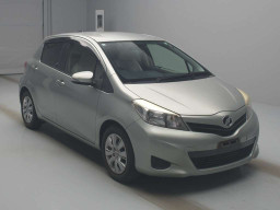 2011 Toyota Vitz