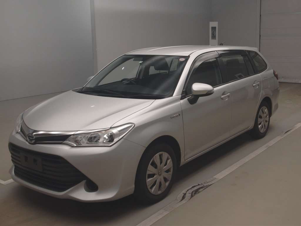 2015 Toyota Corolla Fielder NKE165G[0]