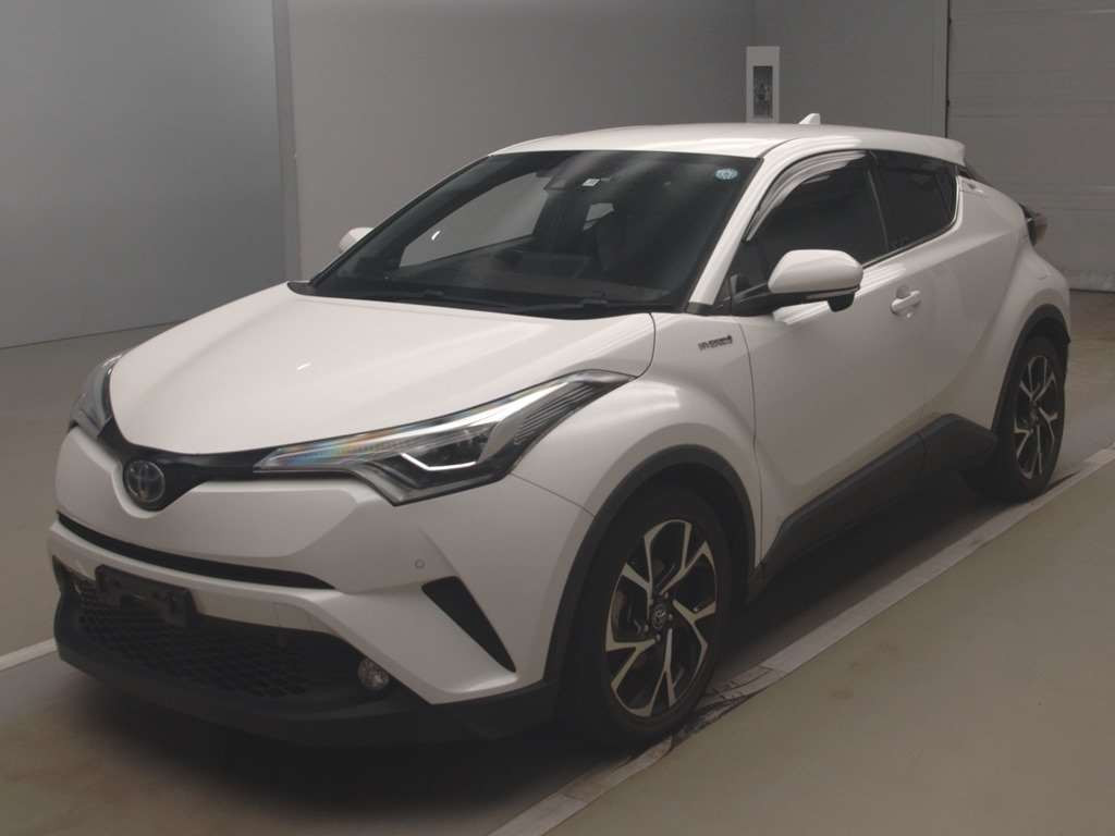 2017 Toyota C-HR ZYX10[0]