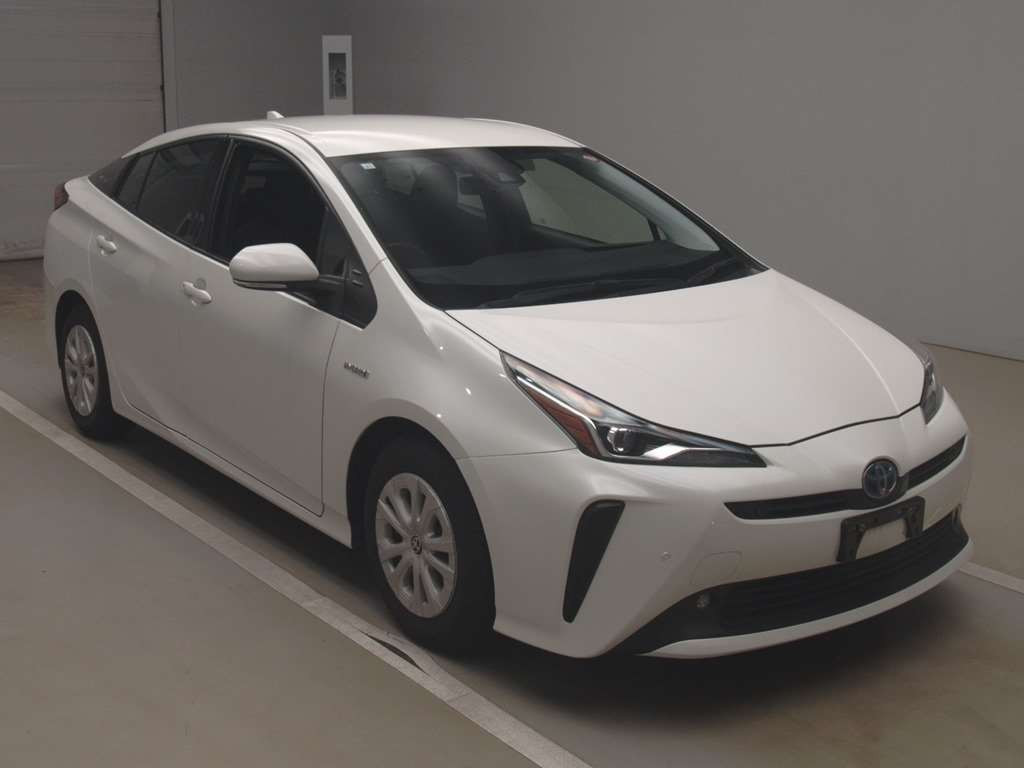 2020 Toyota Prius ZVW51[2]