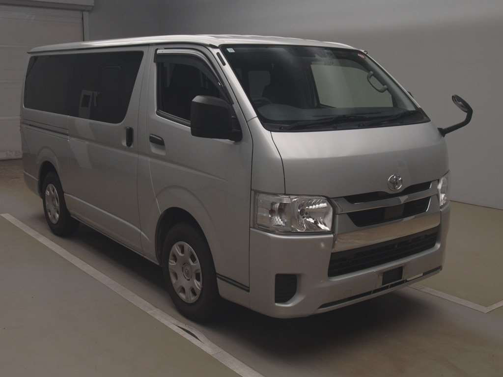 2021 Toyota Hiace Van TRH200V[2]