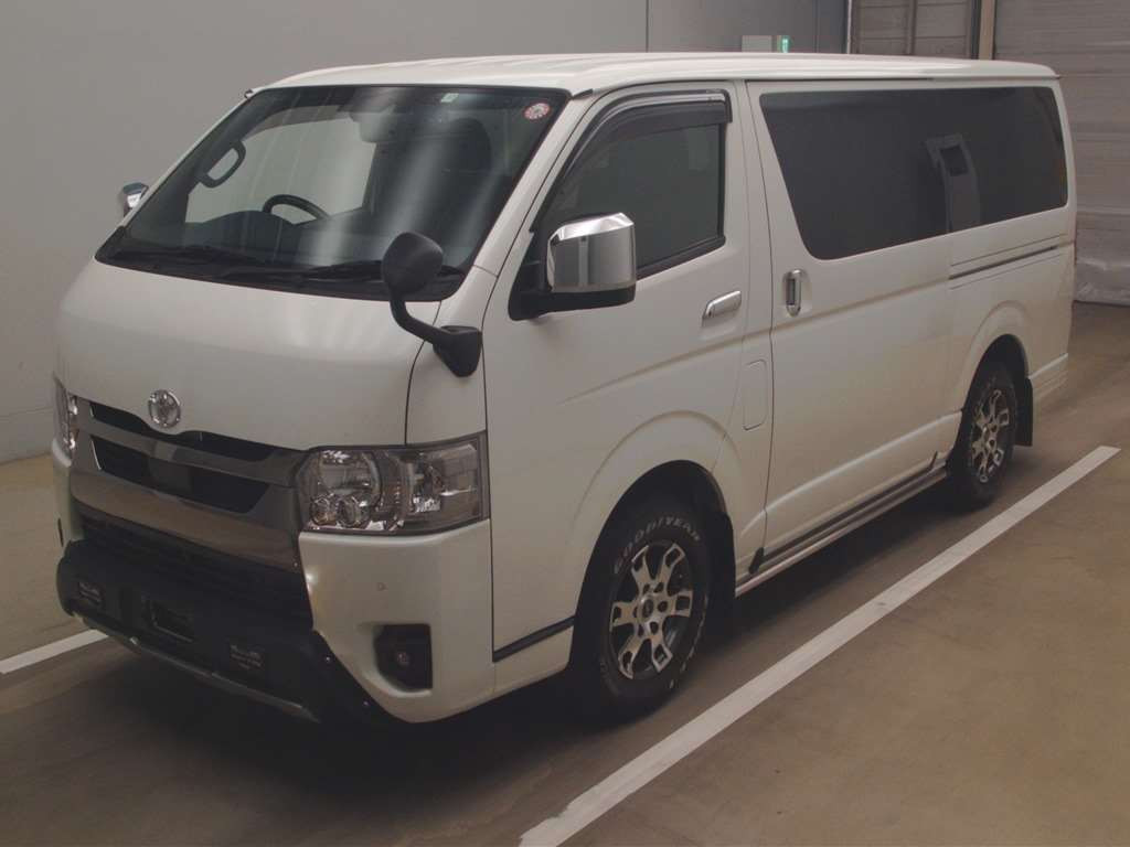 2022 Toyota Hiace Van GDH201V[0]