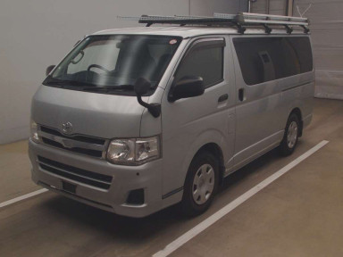 2012 Toyota Regiusace Van