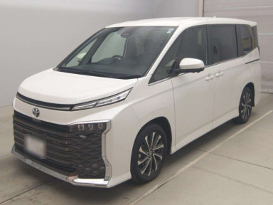 2022 Toyota Voxy