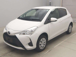 2020 Toyota Vitz