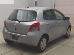 2006 Toyota Vitz