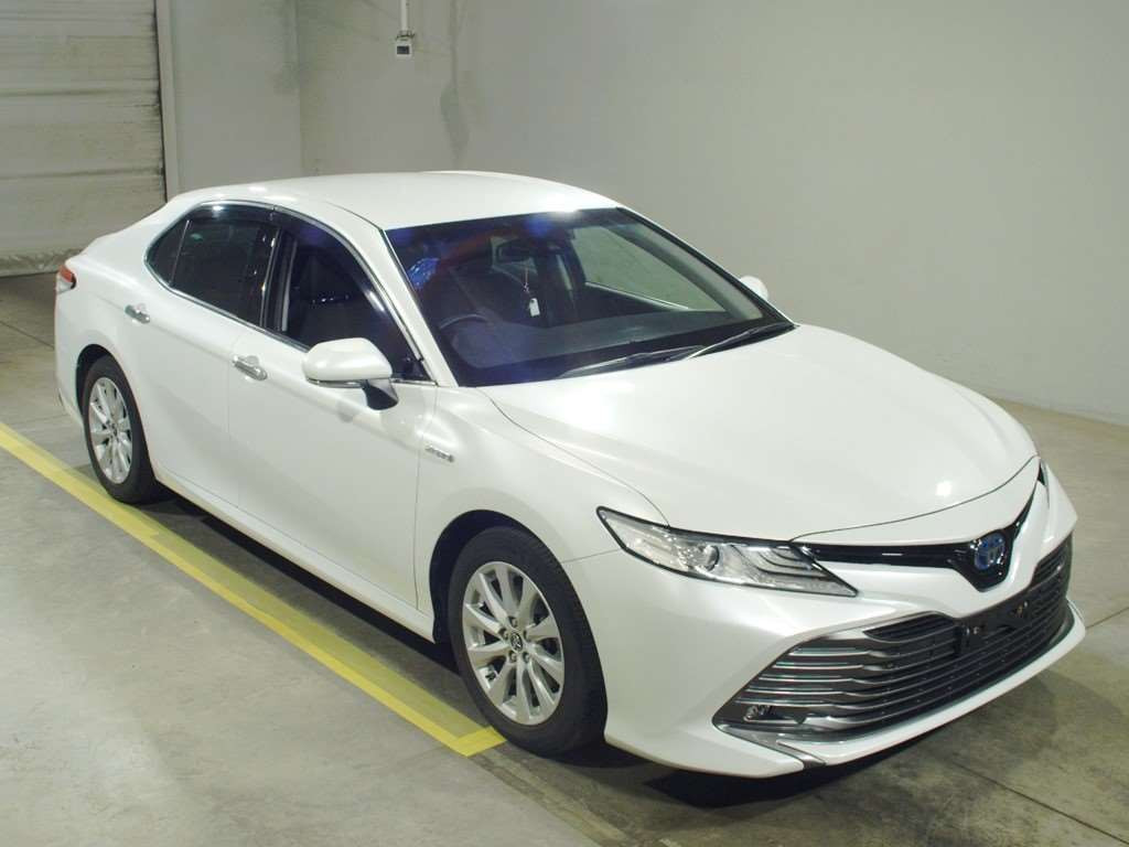 2017 Toyota Camry AXVH70[2]