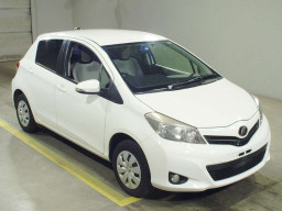 2013 Toyota Vitz