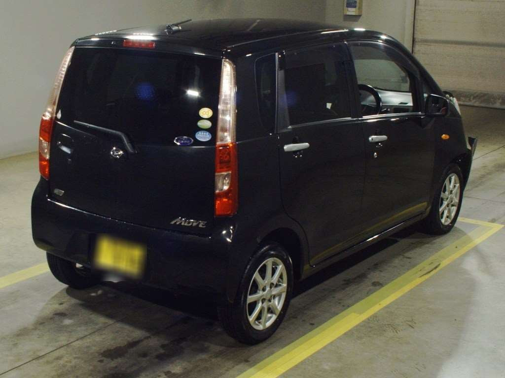 2011 Daihatsu Move LA110S[1]