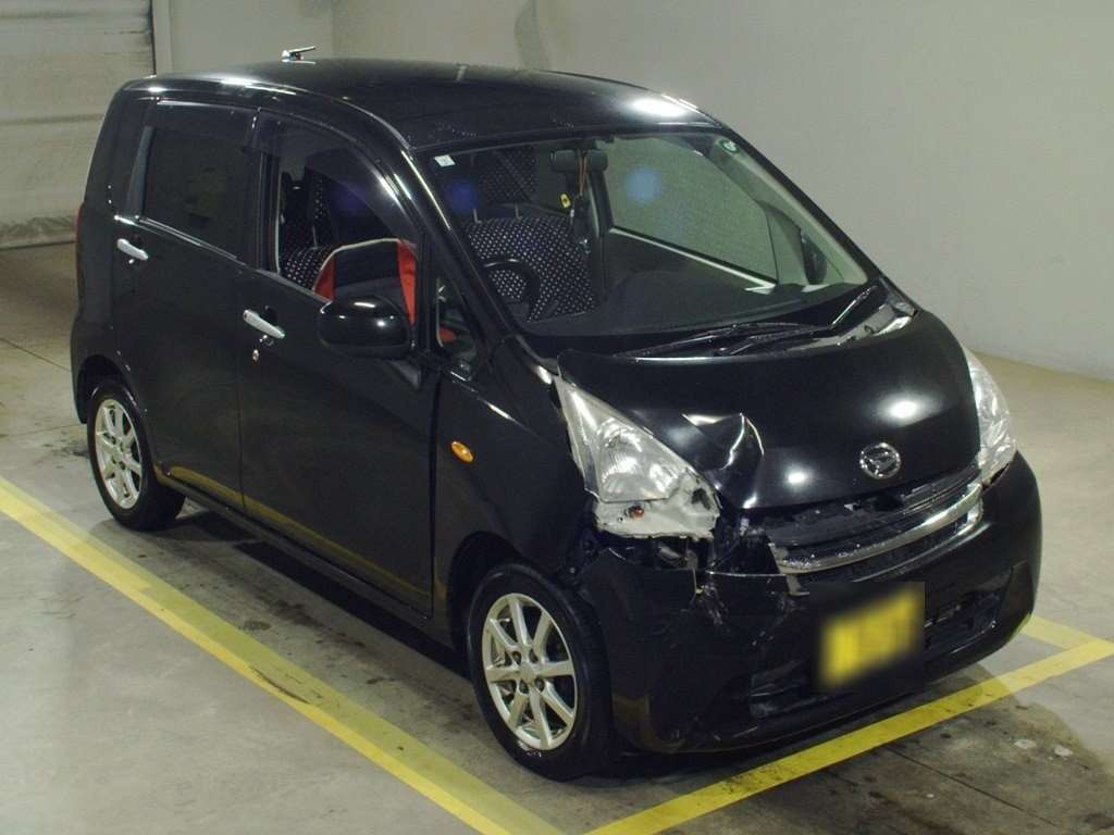 2011 Daihatsu Move LA110S[2]