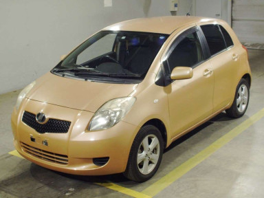 2005 Toyota Vitz