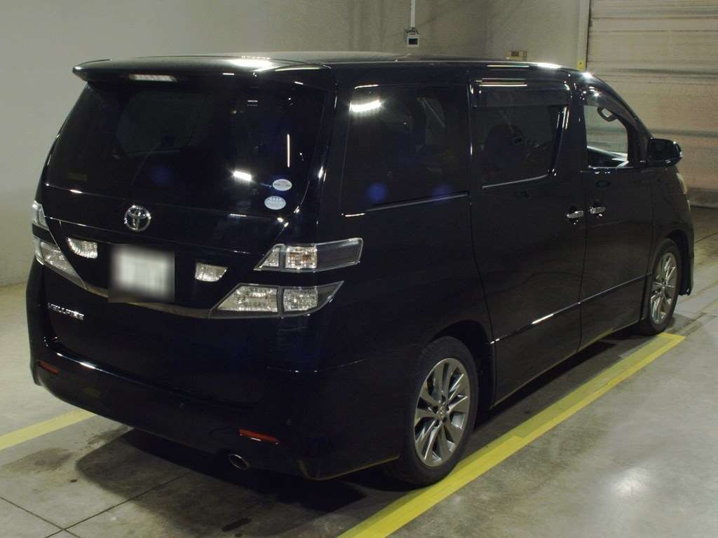 2010 Toyota Vellfire ANH25W[1]