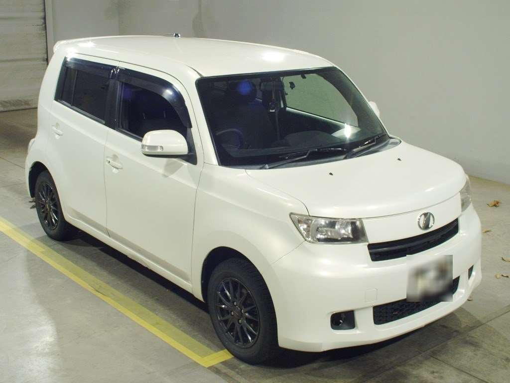 2012 Toyota bB QNC25[2]