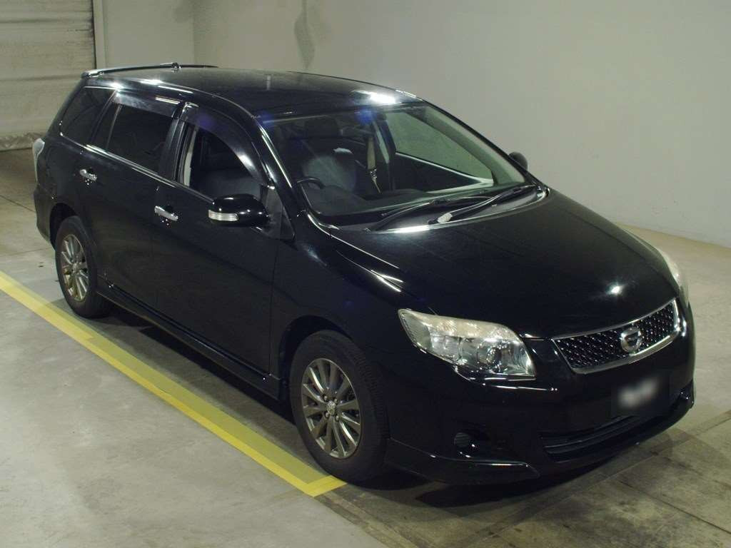 2011 Toyota Corolla Fielder NZE144G[2]