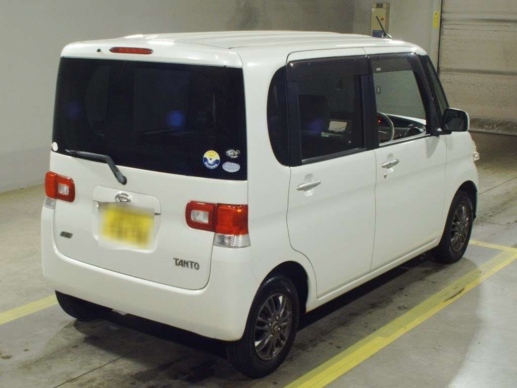 2012 Daihatsu Tanto L385S[1]