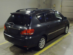 2001 Toyota Ipsum