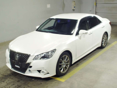 2013 Toyota Crown