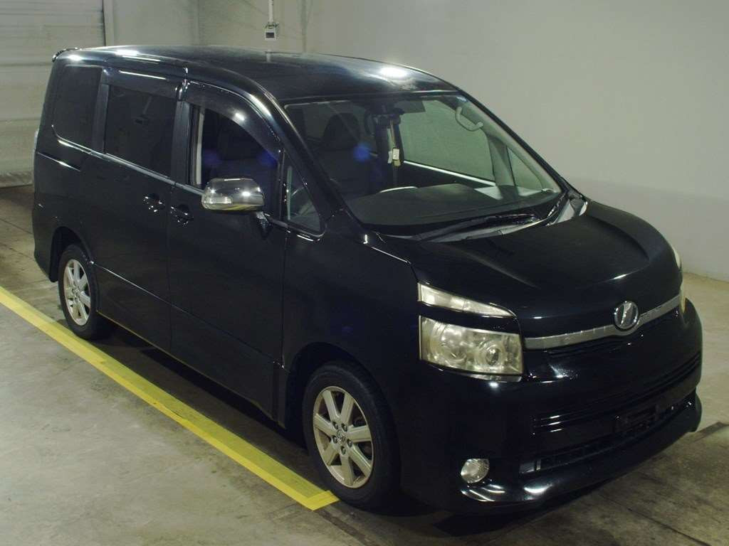 2007 Toyota Voxy ZRR75W[2]