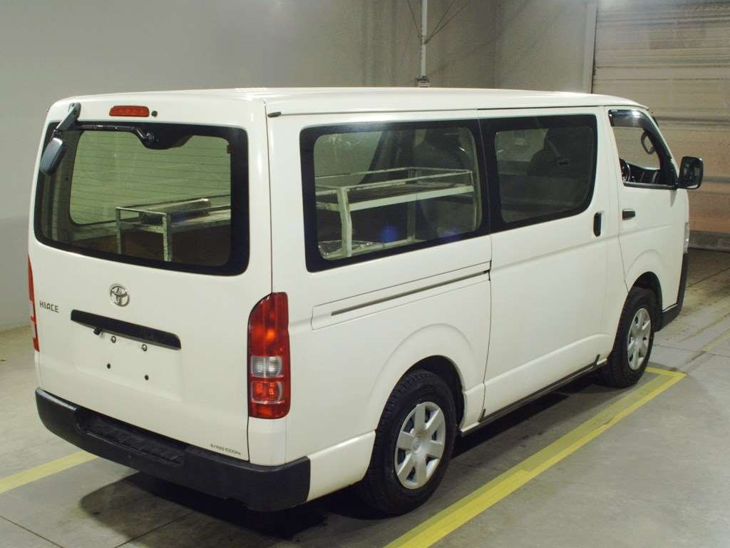 2019 Toyota Hiace Van GDH206V[1]