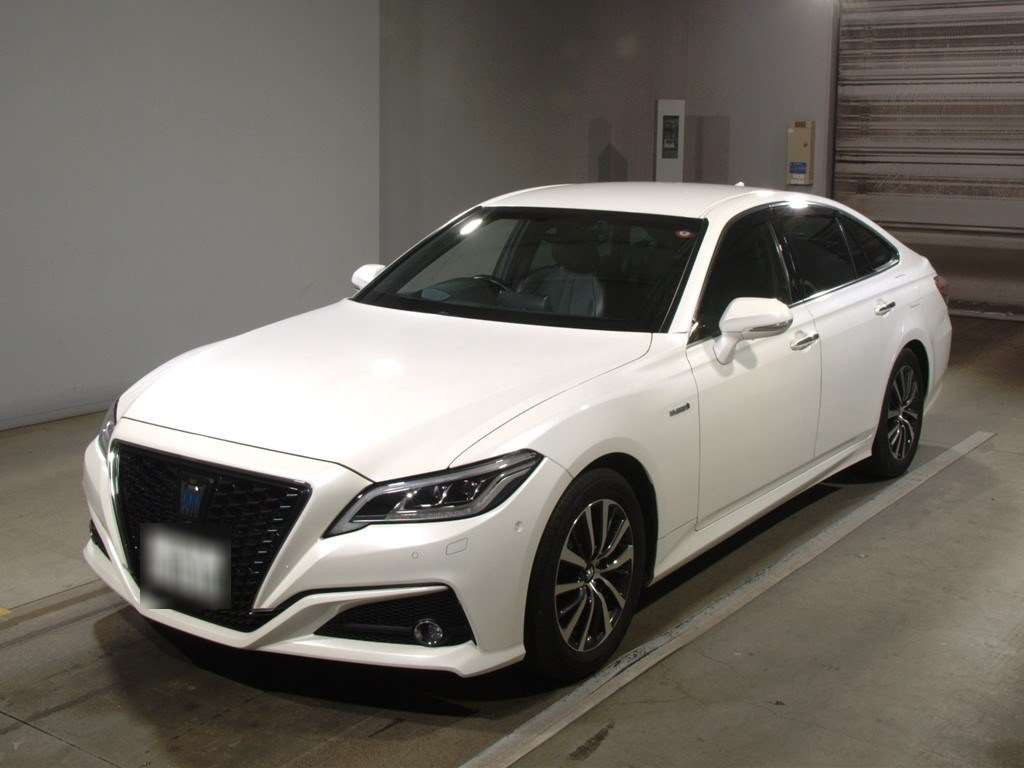 2018 Toyota Crown Hybrid AZSH20[0]