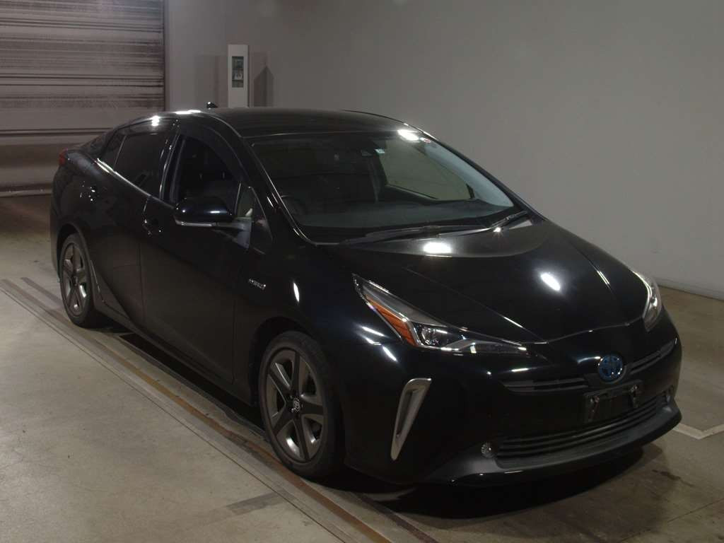 2019 Toyota Prius ZVW51[2]