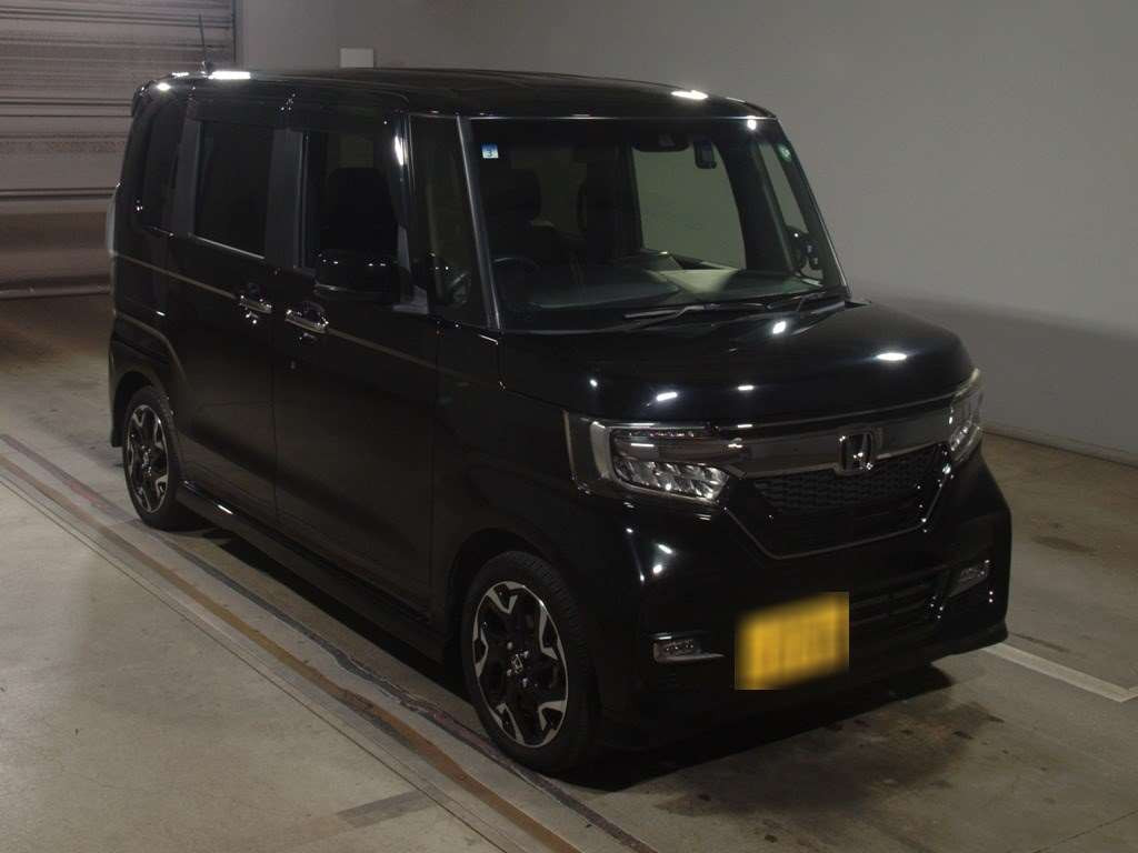 2019 Honda N-BOX CUSTOM JF3[2]