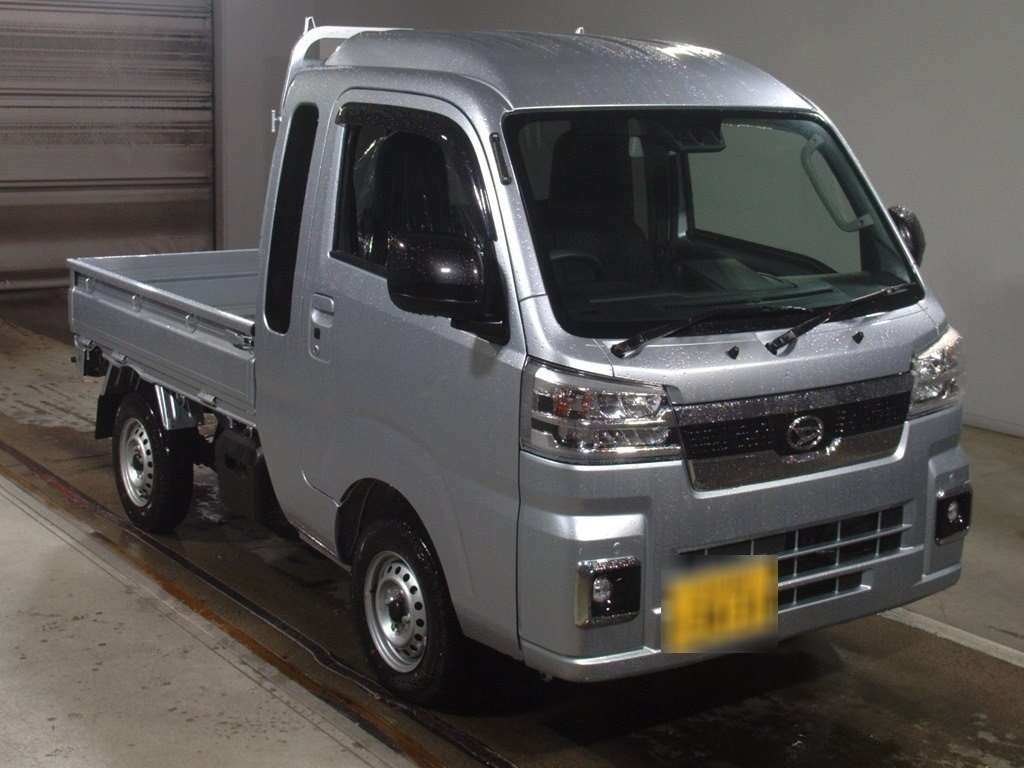 2024 Daihatsu Hijet Truck S510P[2]