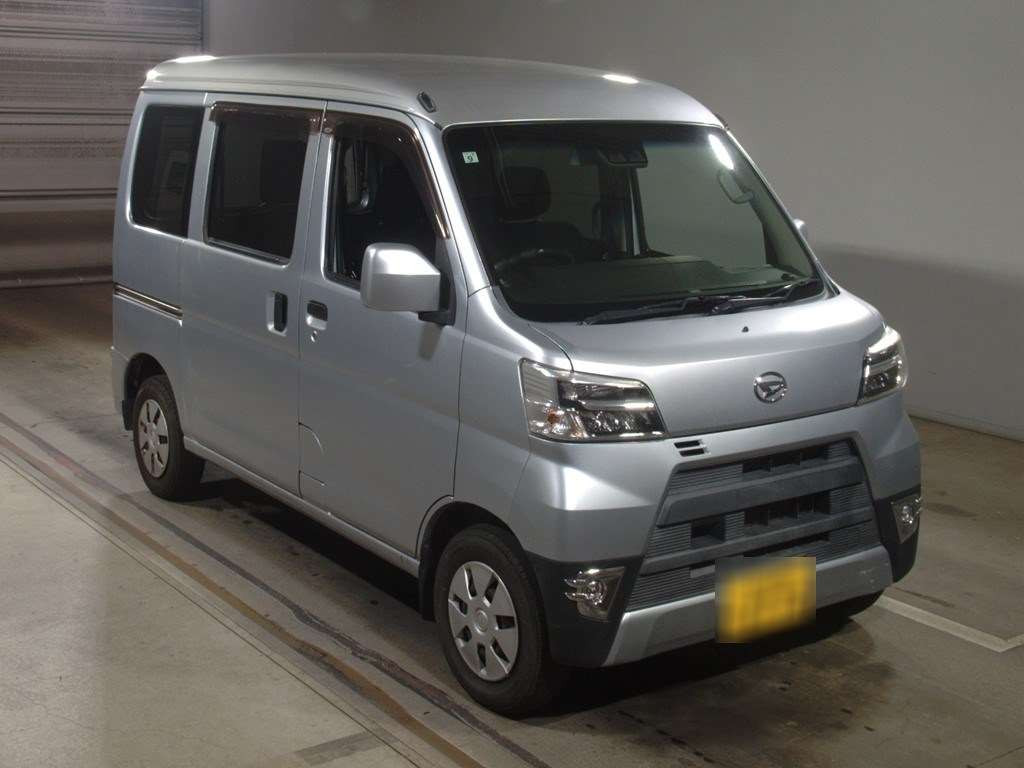 2018 Daihatsu Hijet Cargo S321V[2]