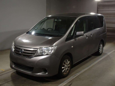 2011 Nissan Serena