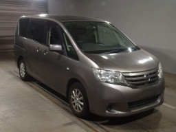 2011 Nissan Serena