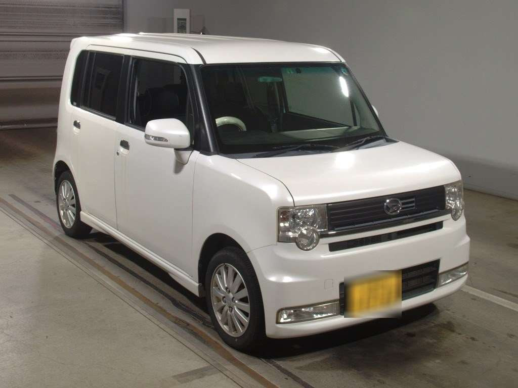 2010 Daihatsu Move Conte Custom L575S[2]