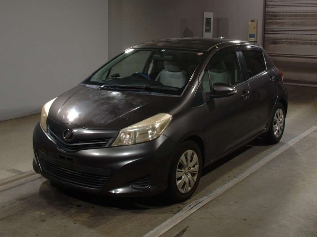 2012 Toyota Vitz NSP130[0]