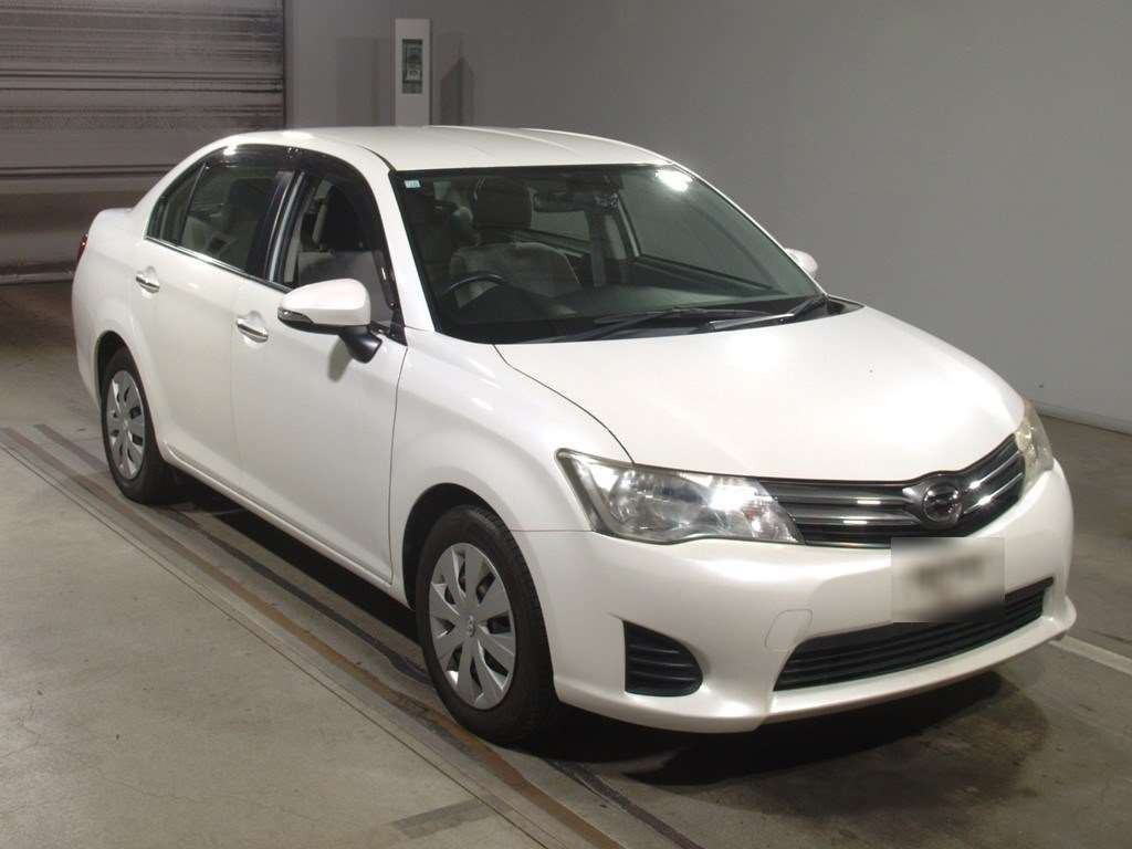 2012 Toyota Corolla Axio NZE161[2]