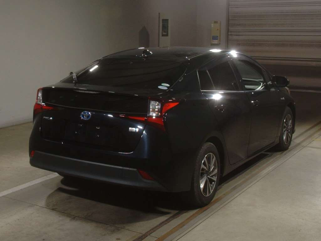 2019 Toyota Prius ZVW51[1]